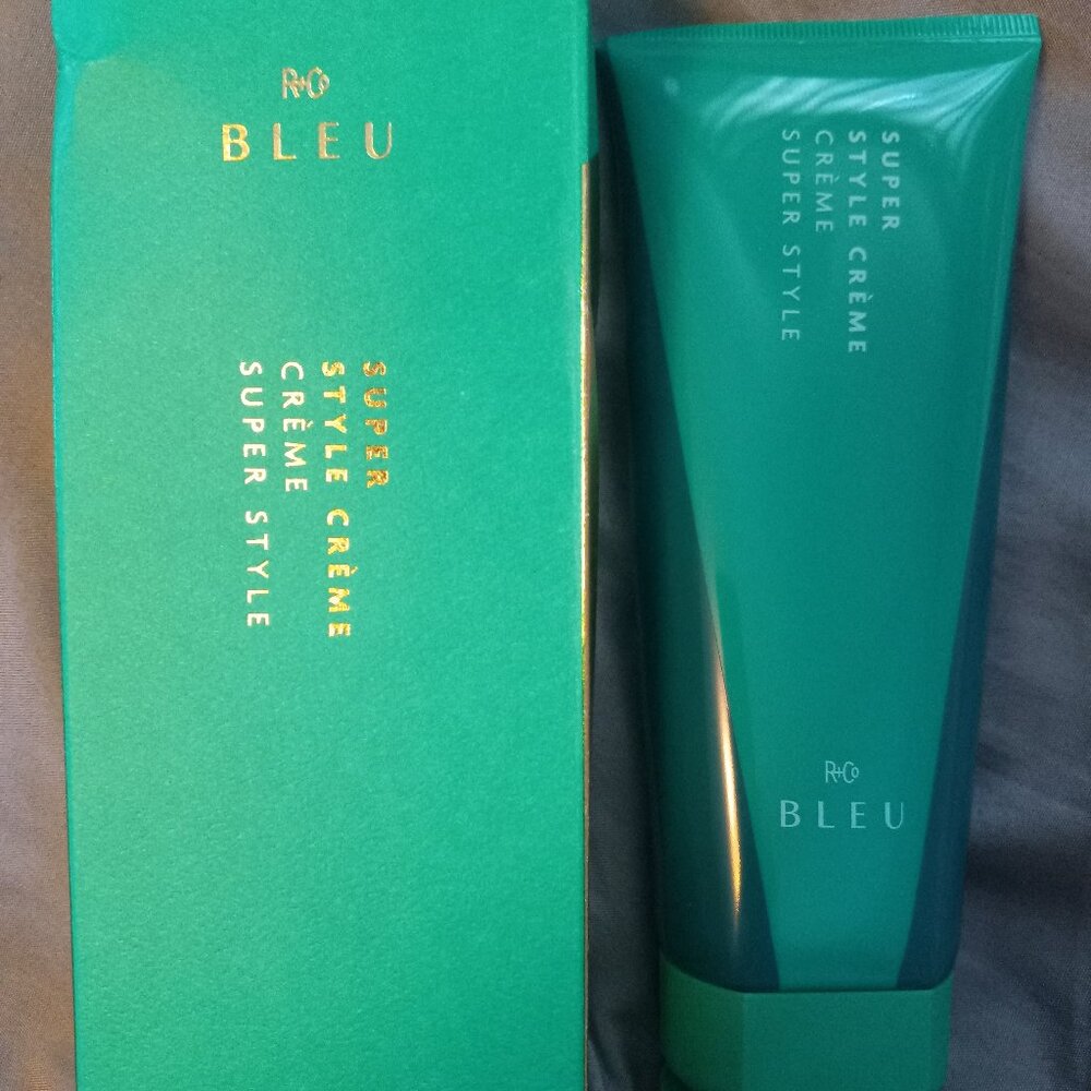 R and Co Bleu Super Style Cream (NWT)